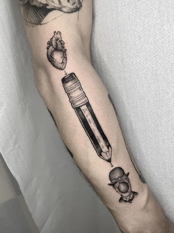 black and grey blackwork tatuaje en forearm #40389 | Tatuador Luca Cospito