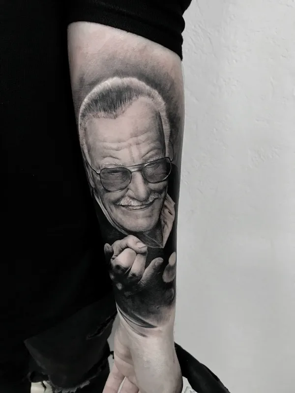 black and grey realism татуировка на forearm #54851 | Тату мастер Григорий Поздняков