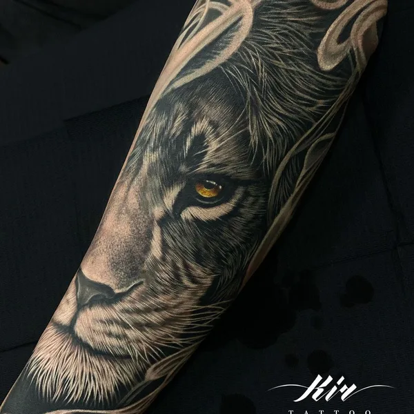 Реализм tattoo by kir_tattoo in Madrid