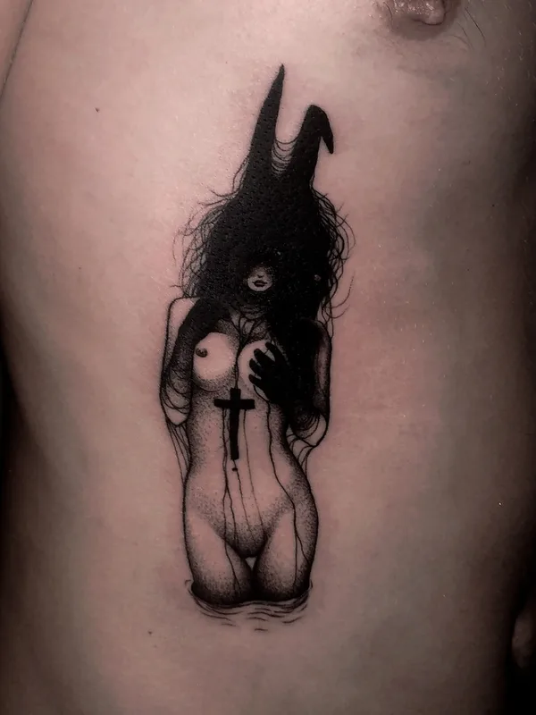 black blackwork 纹身 在 chest #55185 | 纹身师 Oleg Tort