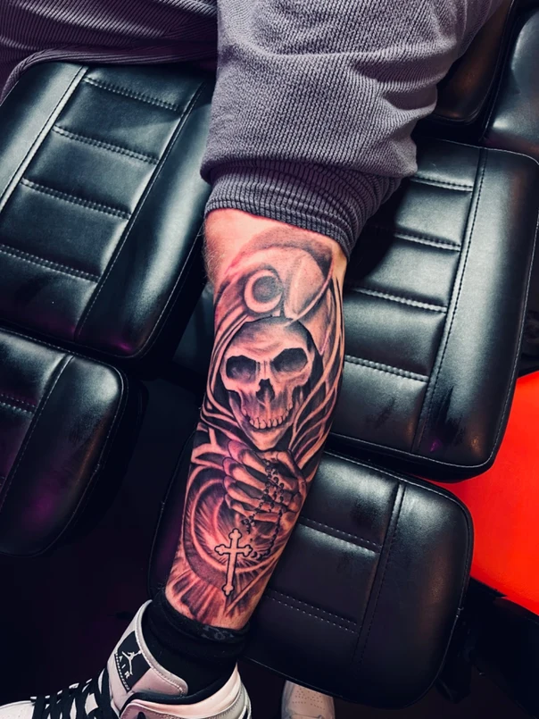 Black & Grey Skull, Cross tattoo on Forearm