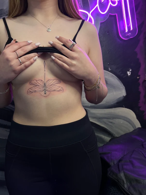 Fineline Flower, Geometric tattoo on Sternum