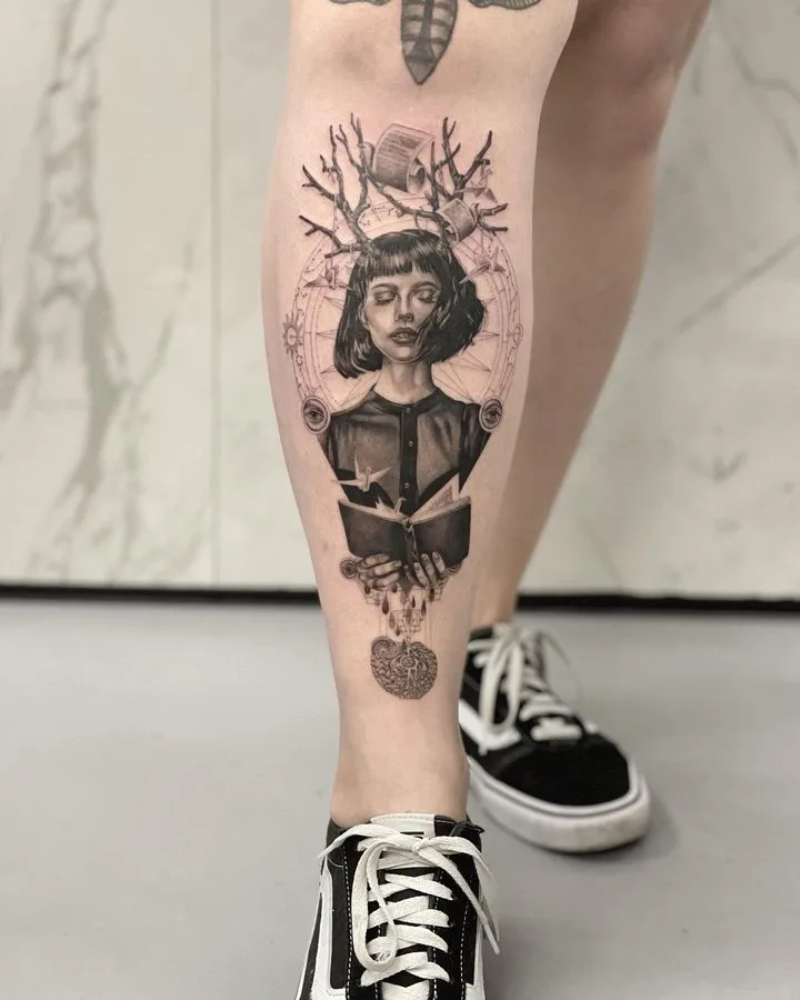 Artista del tatuaggio Amalie