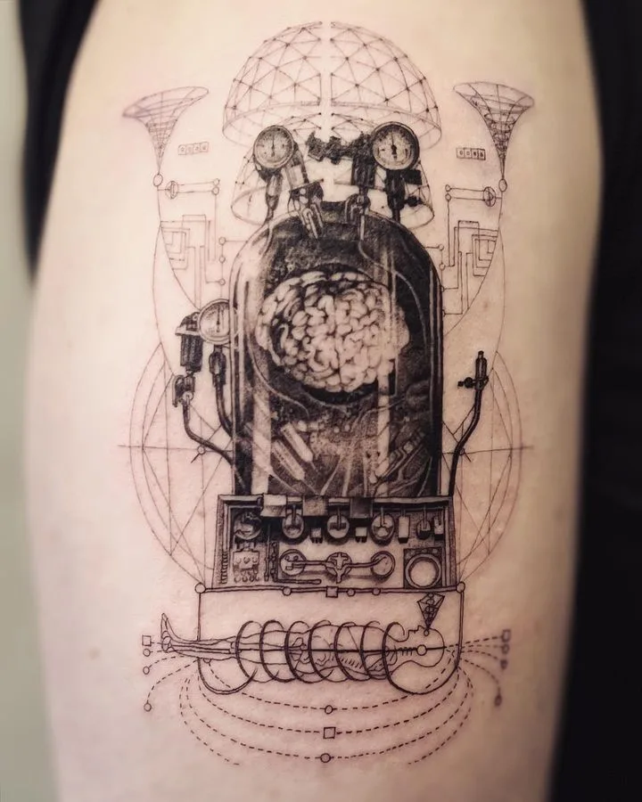 Tattoo artist Amalie