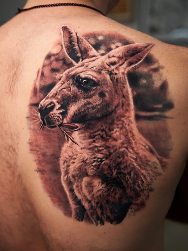 black and grey realism татуировка на upper back #69579 | Тату мастер Felix Gonzalez