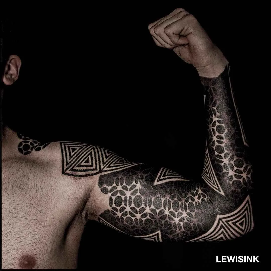 LEWISINK dotwork tattoo