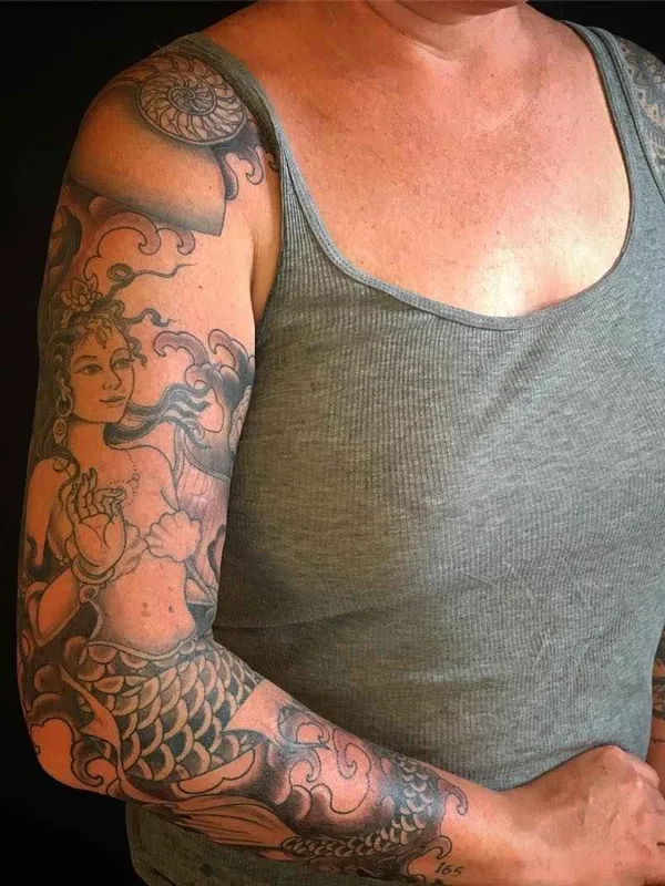 female black and grey japanese tatuaje en full sleeve #11566 | Tatuador Yoni Zilber