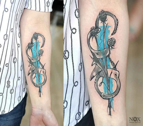 Скетч / Набросочная Flowers, Handcuffs tattoo на Предплечье