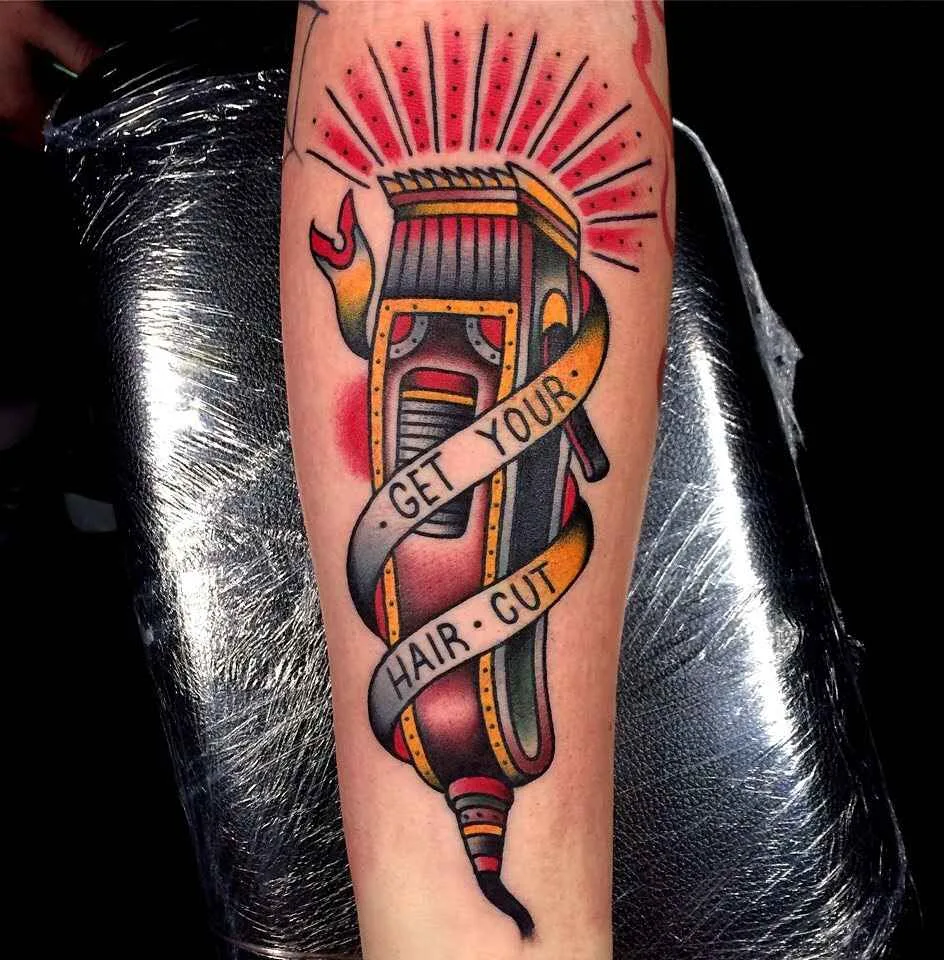 тату мастер Алексей Тол цветные олдскул традиционные татуировки | tattoo artist Alexey Tol colour old school traditional tattoo