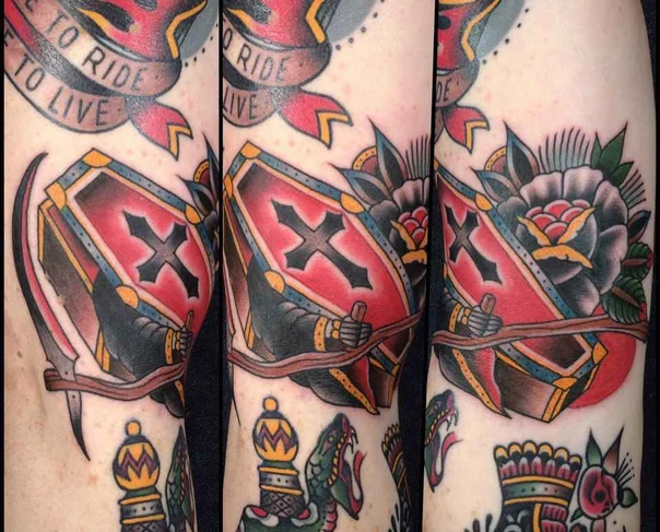 Традиционная Coffin, Cross tattoo на Предплечье