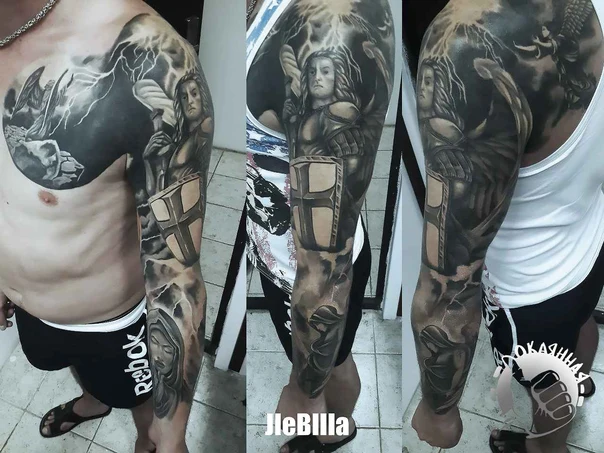 Чёрно-серая Angel, Cross tattoo на Полный рукав