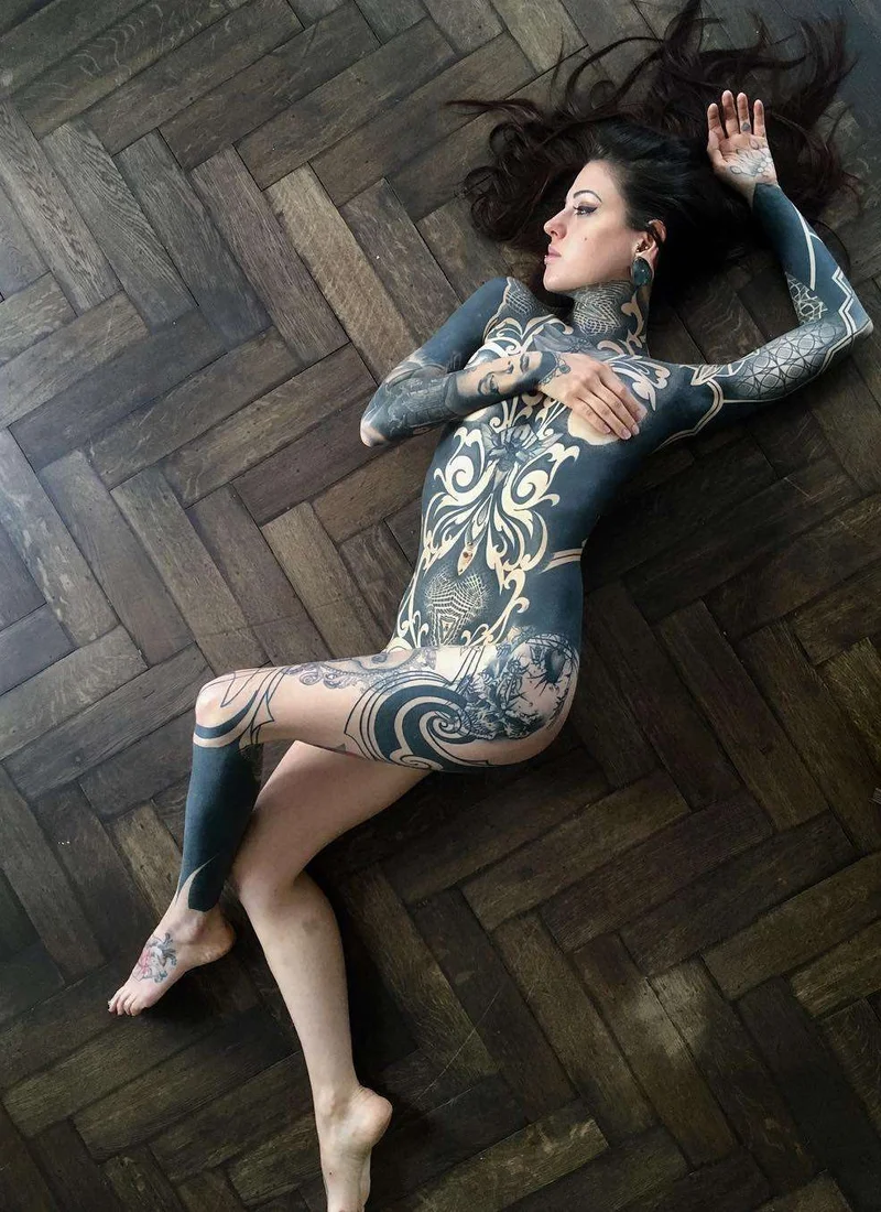 Artista de tatuagem Pierluigi Deliperi