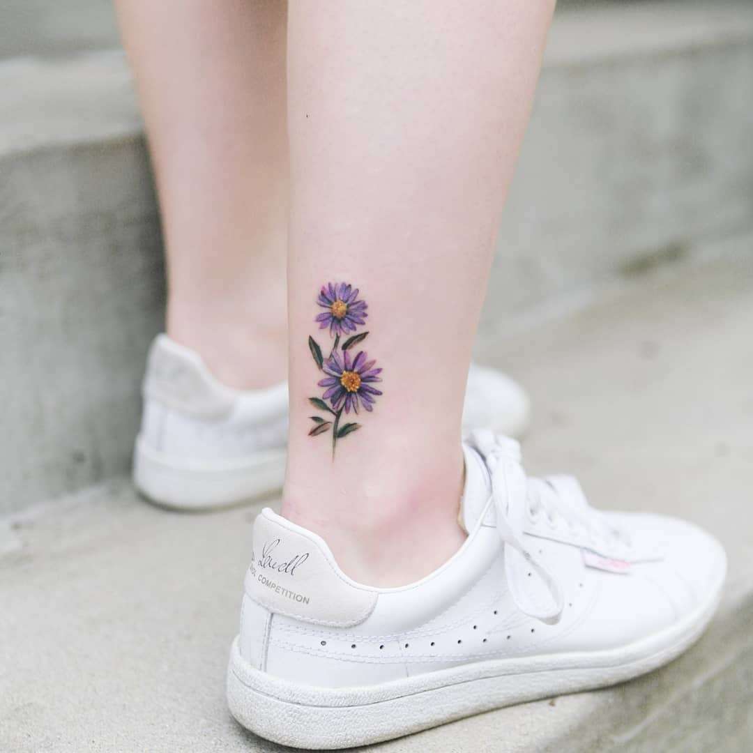 Тату мастер 시온, авторские цветные цветочные реализм татуировки, минимализм. Фото тату | Южная Корея