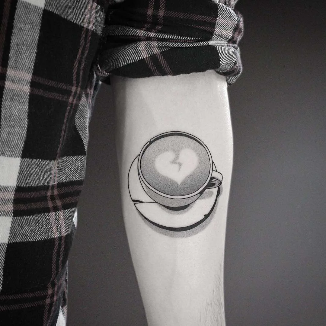 Artista del tatuaggio Brendon Welfare Dentist, stile blackwork a mano handpoke tatuaggio | Canada