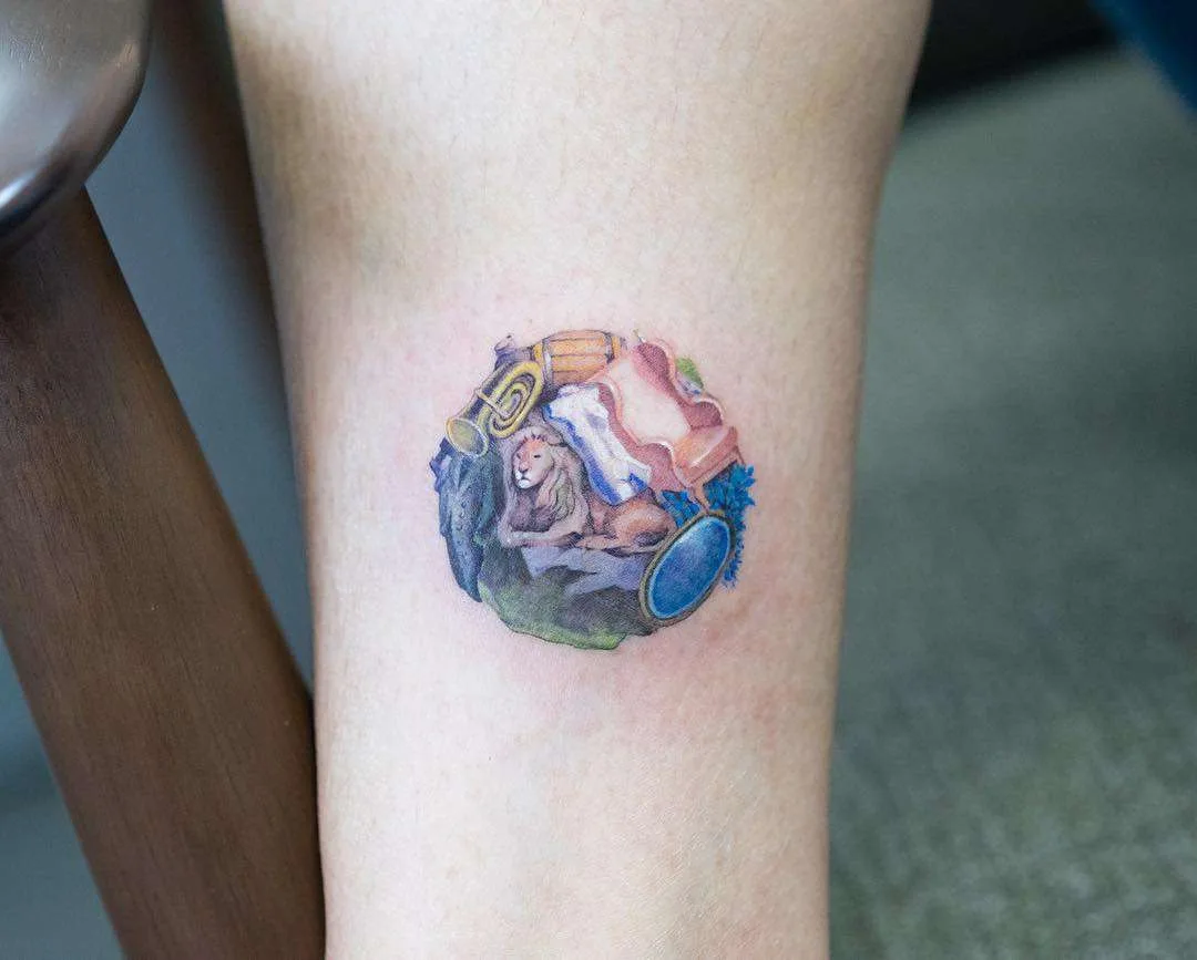 Tatuagem artista Zihee , estilo de autor color minimalista realista tatuagem | Coreia