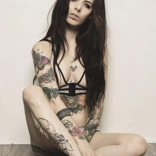 tattoo #21239 | Tattoo Model Tanya Bat