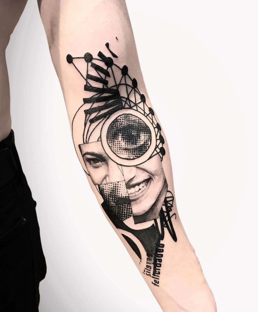 Tattoo artist Caio Miguel, black authors style surrealistic tattoo realism | Brazil