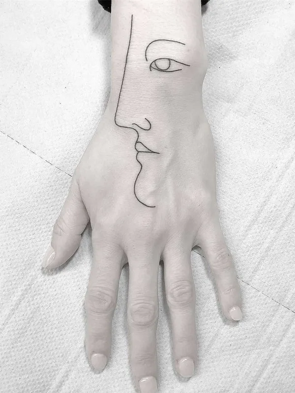 black fineline 纹身 在 wrist #21412 | 纹身师 Caleb Kilby