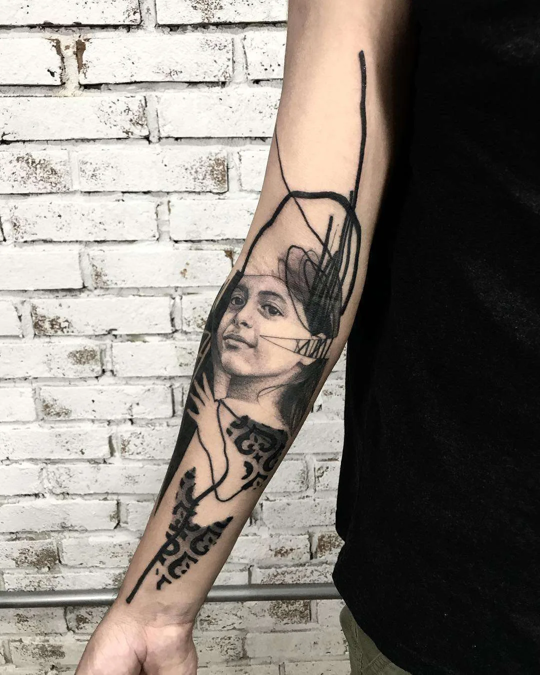 Tattoo artist Caio Miguel, black authors style surrealistic tattoo realism | Brazil