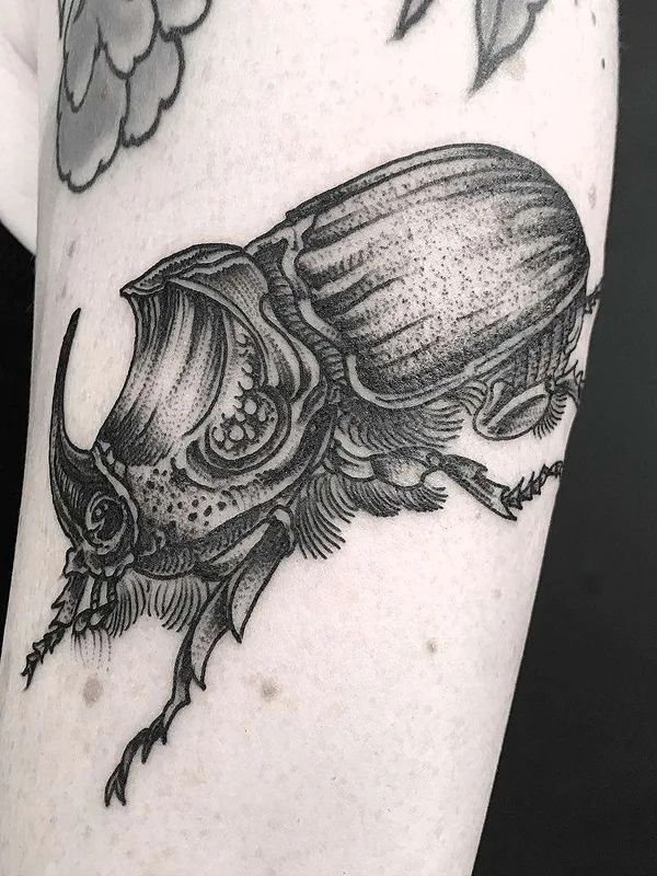 black blackwork tattoo on forearm #21829 | Tattoo Artist Henbo Henning