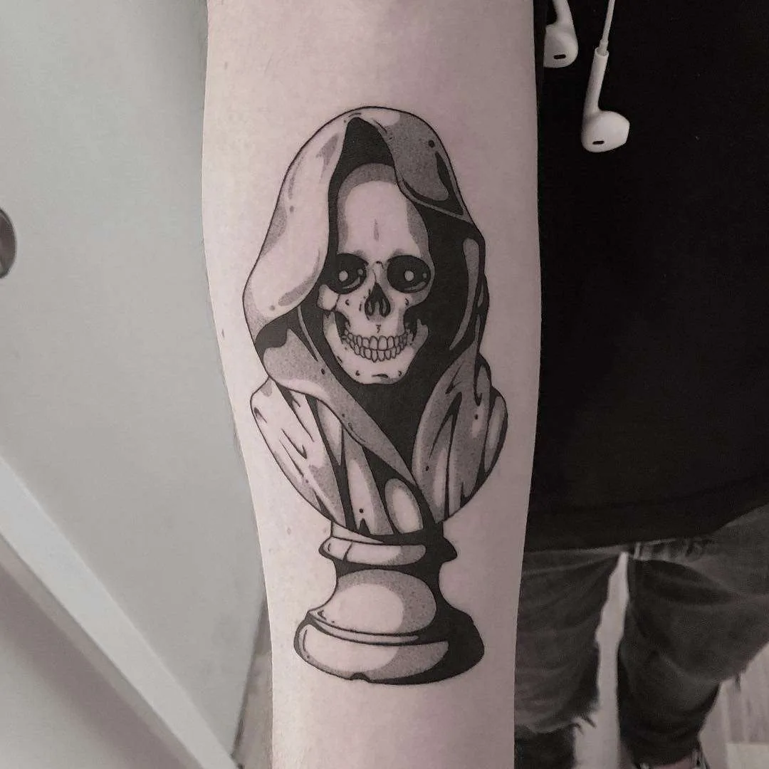 Artista del tatuaggio Brendon Welfare Dentist, stile blackwork a mano handpoke tatuaggio | Canada