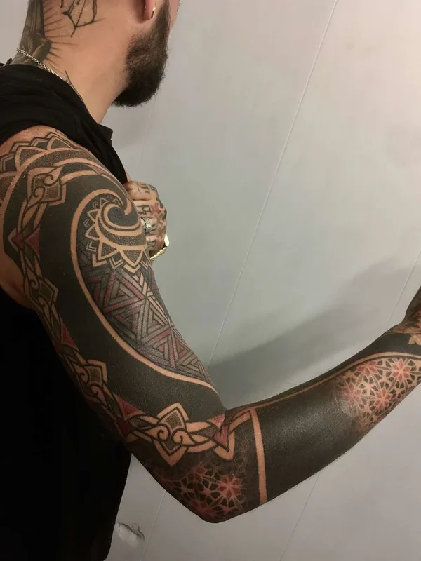 male black blackwork Tatuaggio su full sleeve #21533 | Tatuatore Pierluigi Deliperi