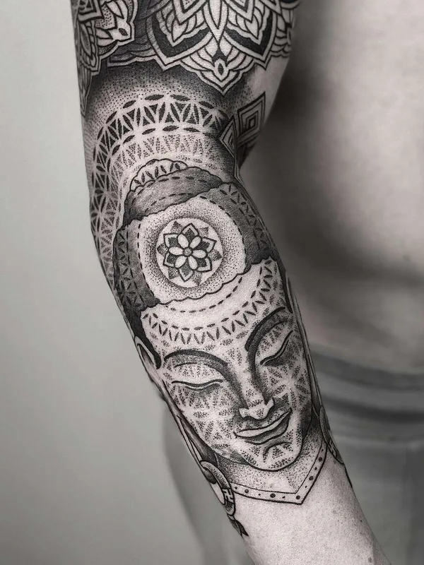 black and grey blackwork Tatuagem em forearm #21873 | Tatuador Caco Menegaz