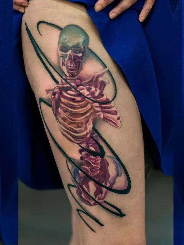 color realism татуировка на thigh #21365 | Тату мастер Роман Ржевский
