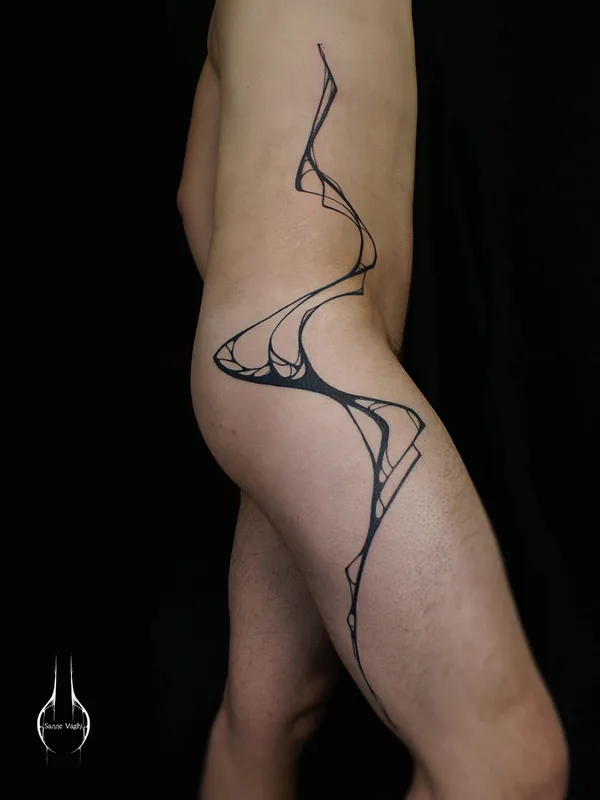 black abstract 纹身 在 thigh #31043 | 纹身师 Sanne Vaghi