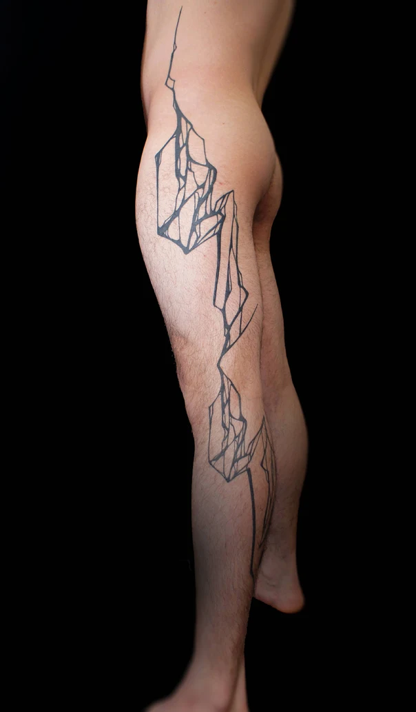 Linework Geometric, Mountain tattoo on Thigh