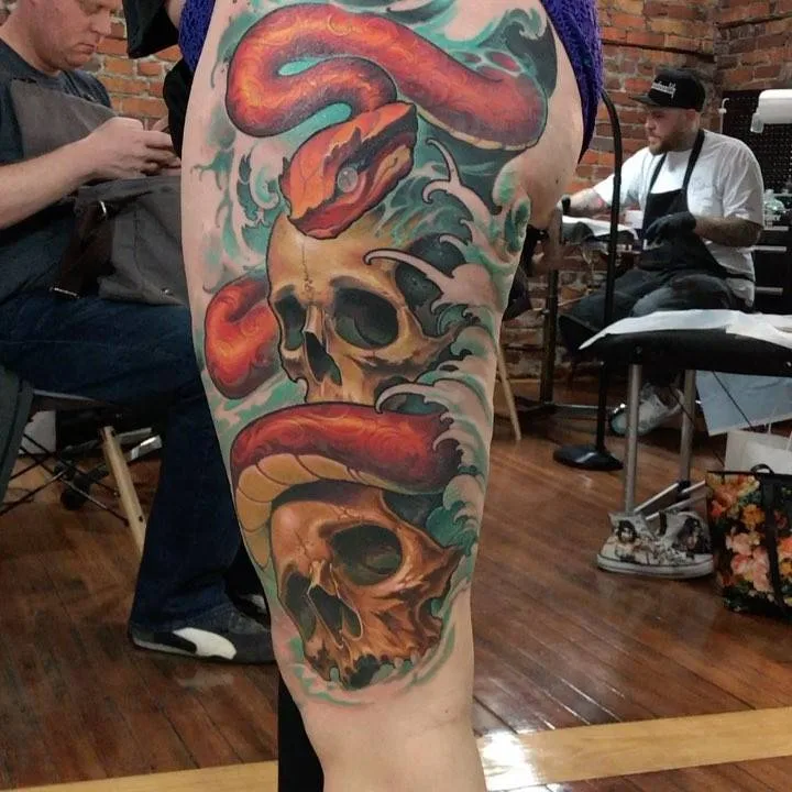 Tatuaggio artista Ande Chambers, tatuaggio neo-tradizionale e nuovo stile | Stati Uniti