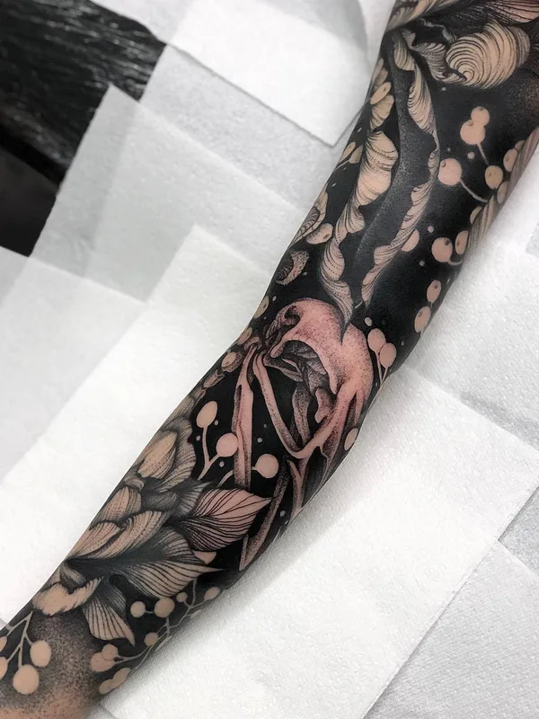 black blackwork татуировка на forearm #31151 | Тату мастер Kelly Violet