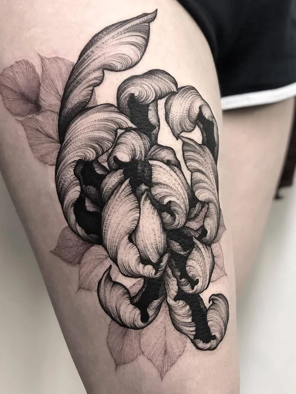black and grey blackwork татуировка на thigh #31156 | Тату мастер Kelly Violet