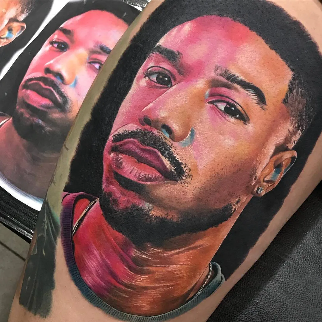 Artista de tatuagem Aaron Olaguivel (Omom Tattoo), tatuagem de portrét de cor detalhada em realismo de tatuagem | Manila, Filipinas