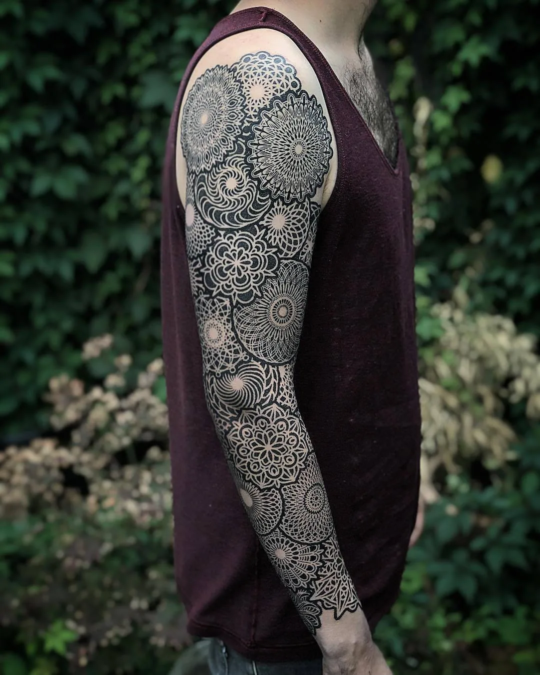 Tattoo artist Eric Stricker, black ornamental large scale tattoo | Buenos Aires, Argentina