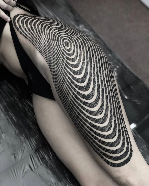 Geometric Geometric tattoo on Thigh