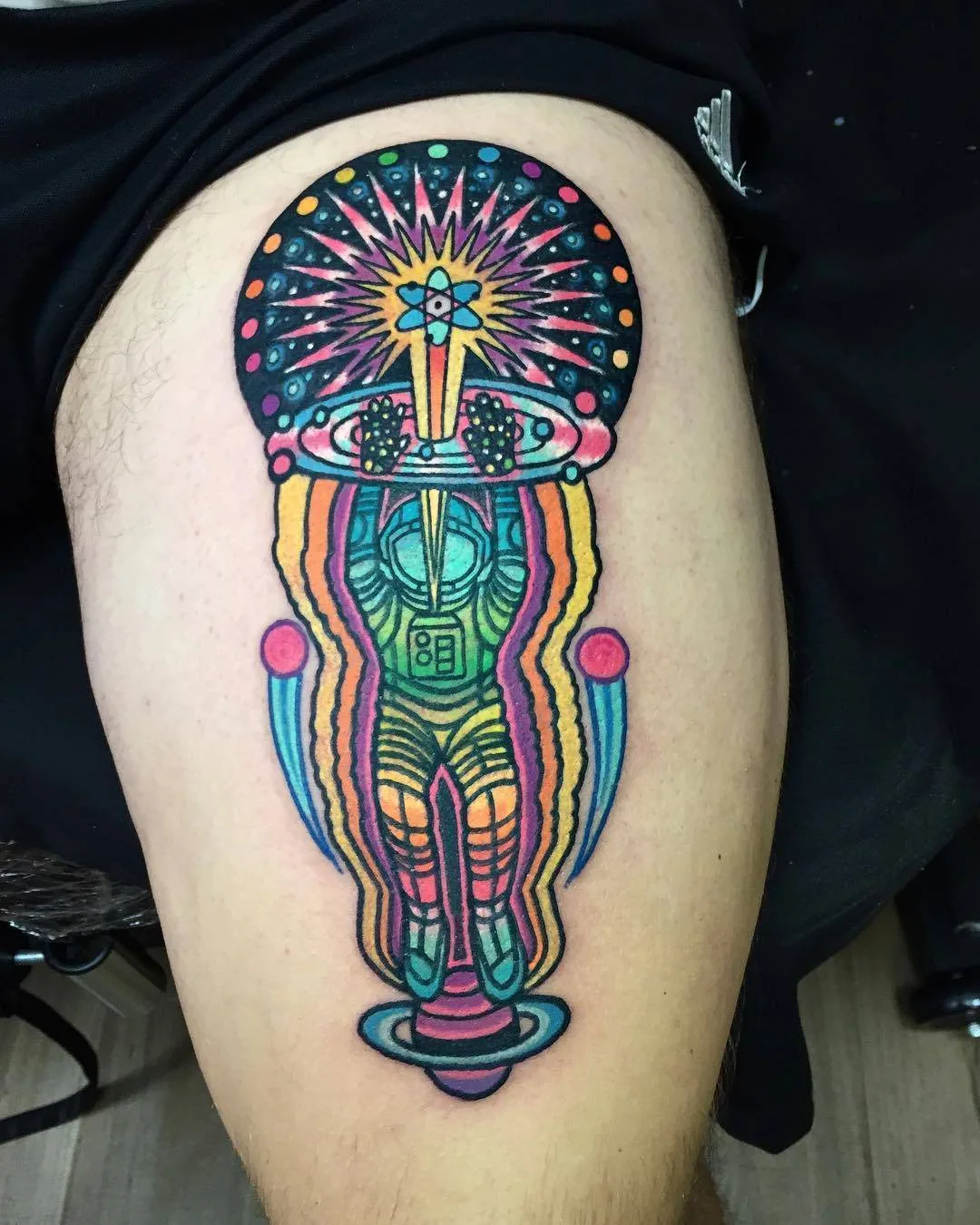 Artista de tatuagem Raro82, tatuagem colorida e intricada, psicodélica | Madrid, Espanha