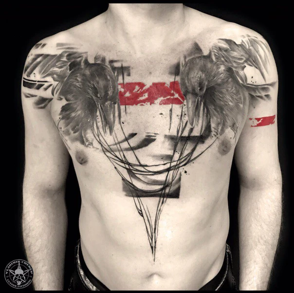Чёрно-серая Raven, Abstract tattoo на Грудь