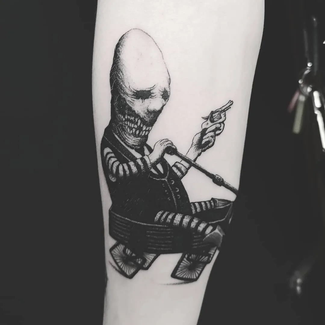 Artista de tatuagem Morty, tatuagem de horror preta, blackwork, tatuagem de esboço, tatuagem de pontos | Oslo, Noruega