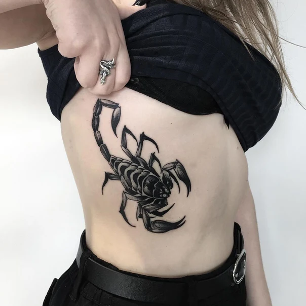 Блэкворк Scorpion tattoo на Side