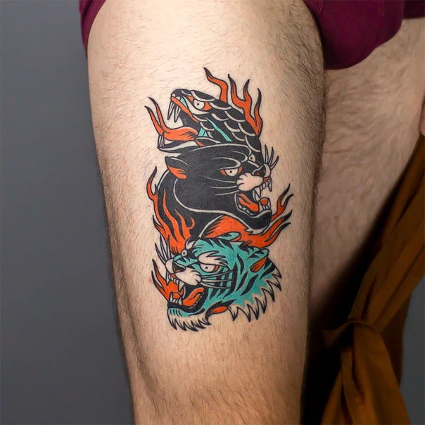 Традиционная Animal, Snake tattoo на Бедро