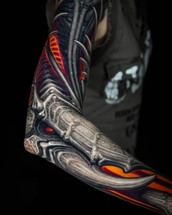 Биомеханика Biomechanical, Eye tattoo на Полный рукав