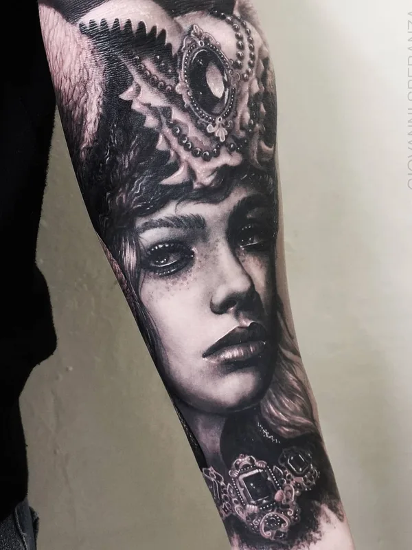 female black and grey realism 타투 부위 forearm #40705 | 타투이스트 Giovanni Speranza