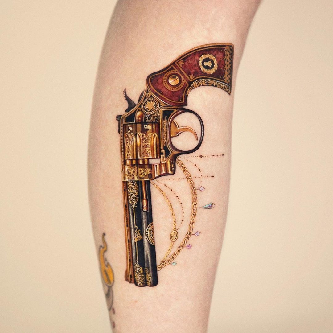 Retro Gun Tattoo Element. Vintage Revolver, Cowboy Pistol, Western Firearm  Vector Illustration. Tattoo Studio Concept For Symbols And Emblems  Templates Royalty Free SVG, Cliparts, Vectors, and Stock Illustration.  Image 164157536.