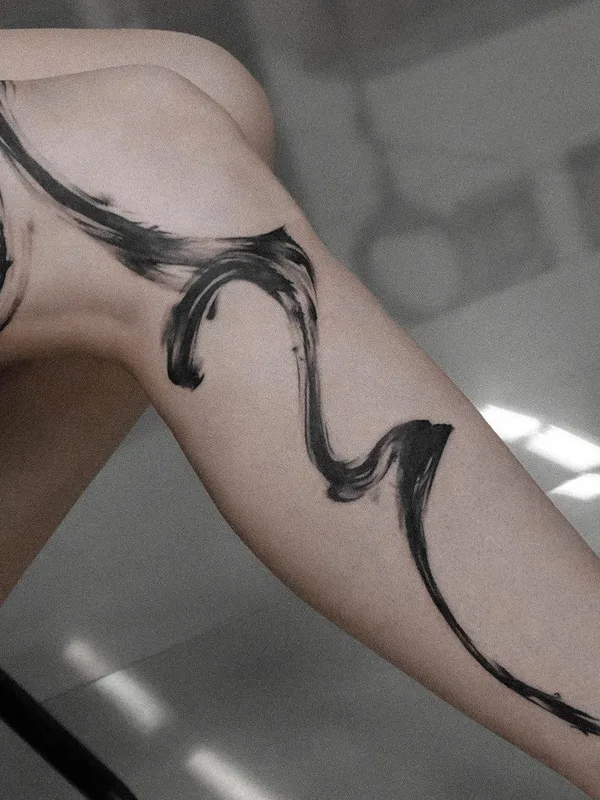 black abstract татуировка на thigh #40956 | Тату мастер Евгений Борщ