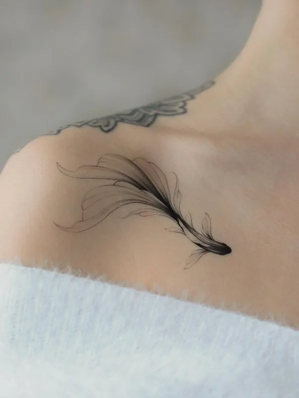female black and grey fineline tattoo on collarbone #41006 | Tattoo Artist Анастасия Слуцкая