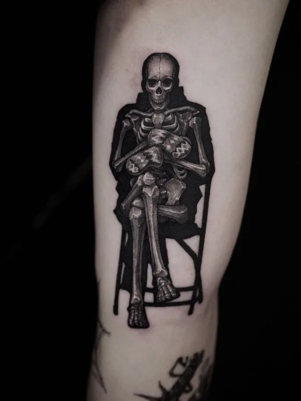 black and grey blackwork Tatuaggio su forearm #41015 | Tatuatore Gara