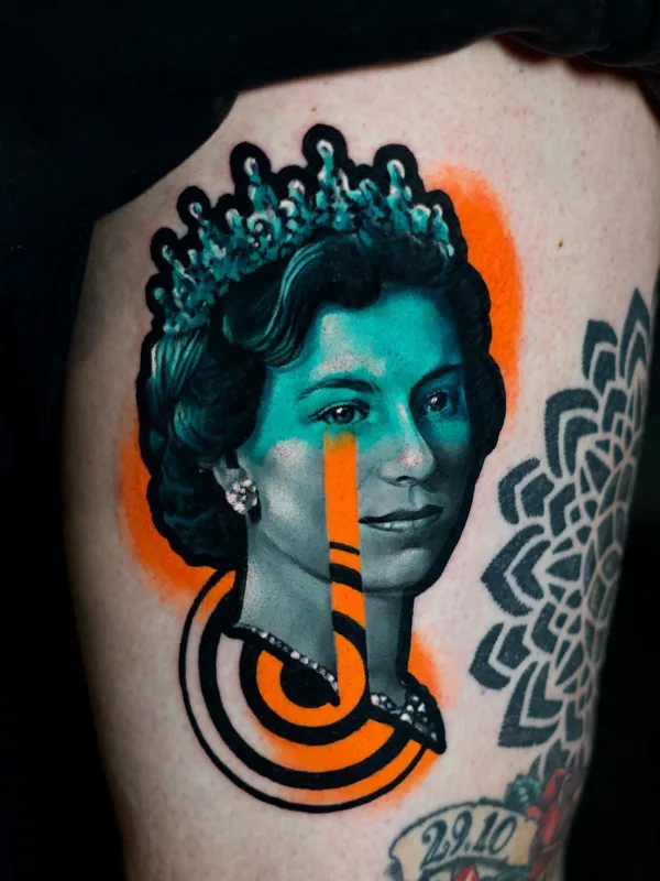 color portrait tatuaje en thigh #55385 | Tatuador Colin Whitfield