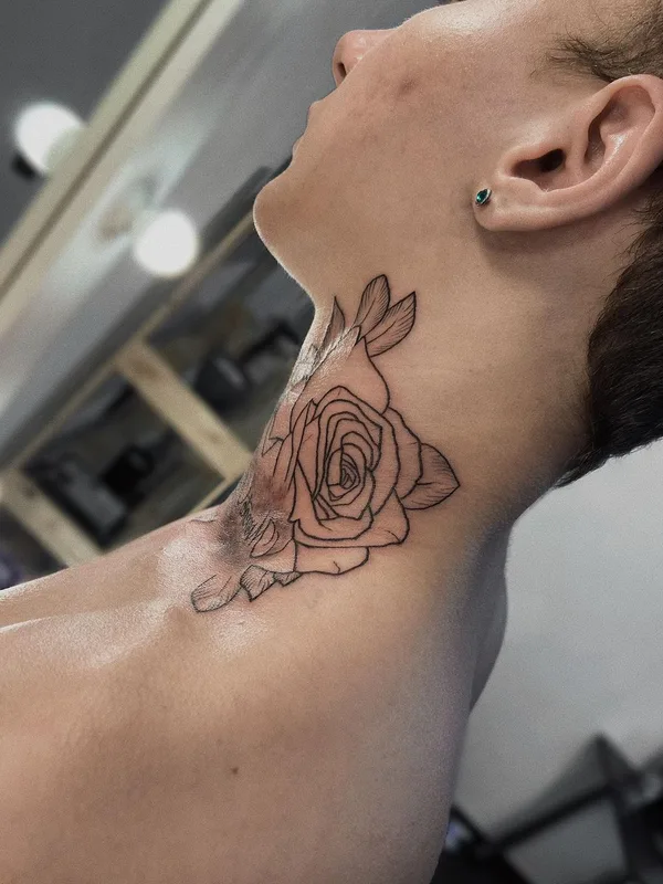 black linework татуировка на neck #55492 | Тату мастер Юлия Арбузова
