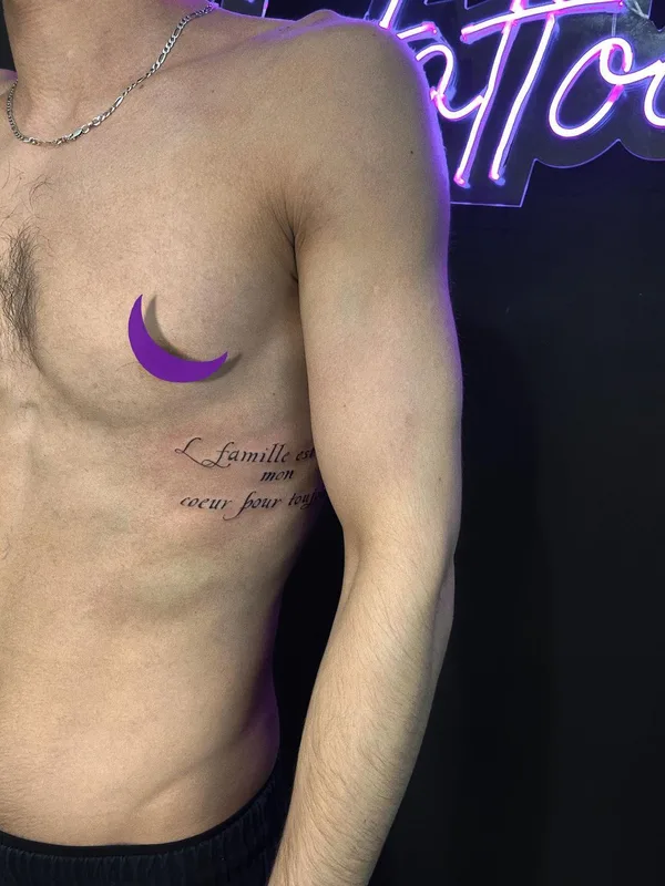 male black calligraphy татуировка на ribcage #55489 | Тату мастер Юлия Арбузова